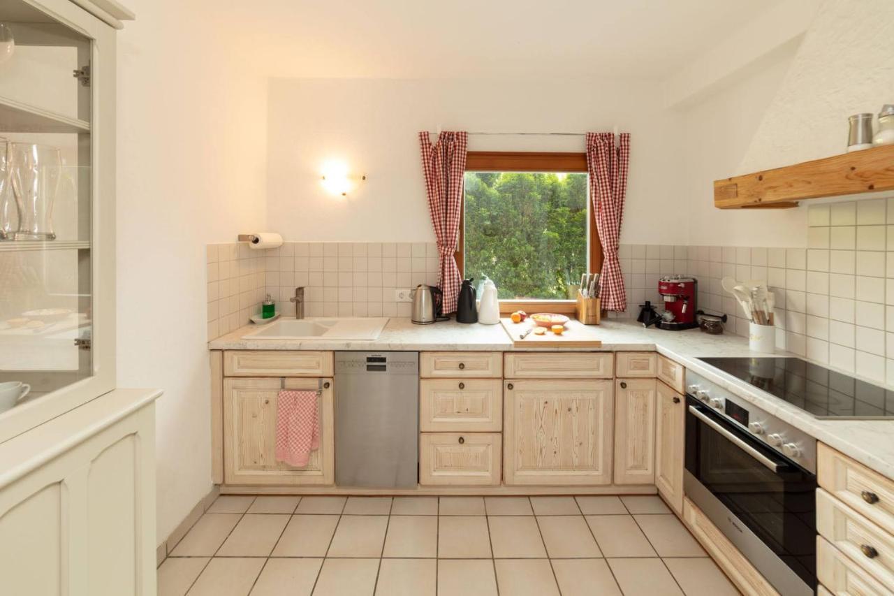 Ganzes Haus Mit Grossem Garten Und Eigener Sauna อุนเทอร์เวิสเซ็น ภายนอก รูปภาพ