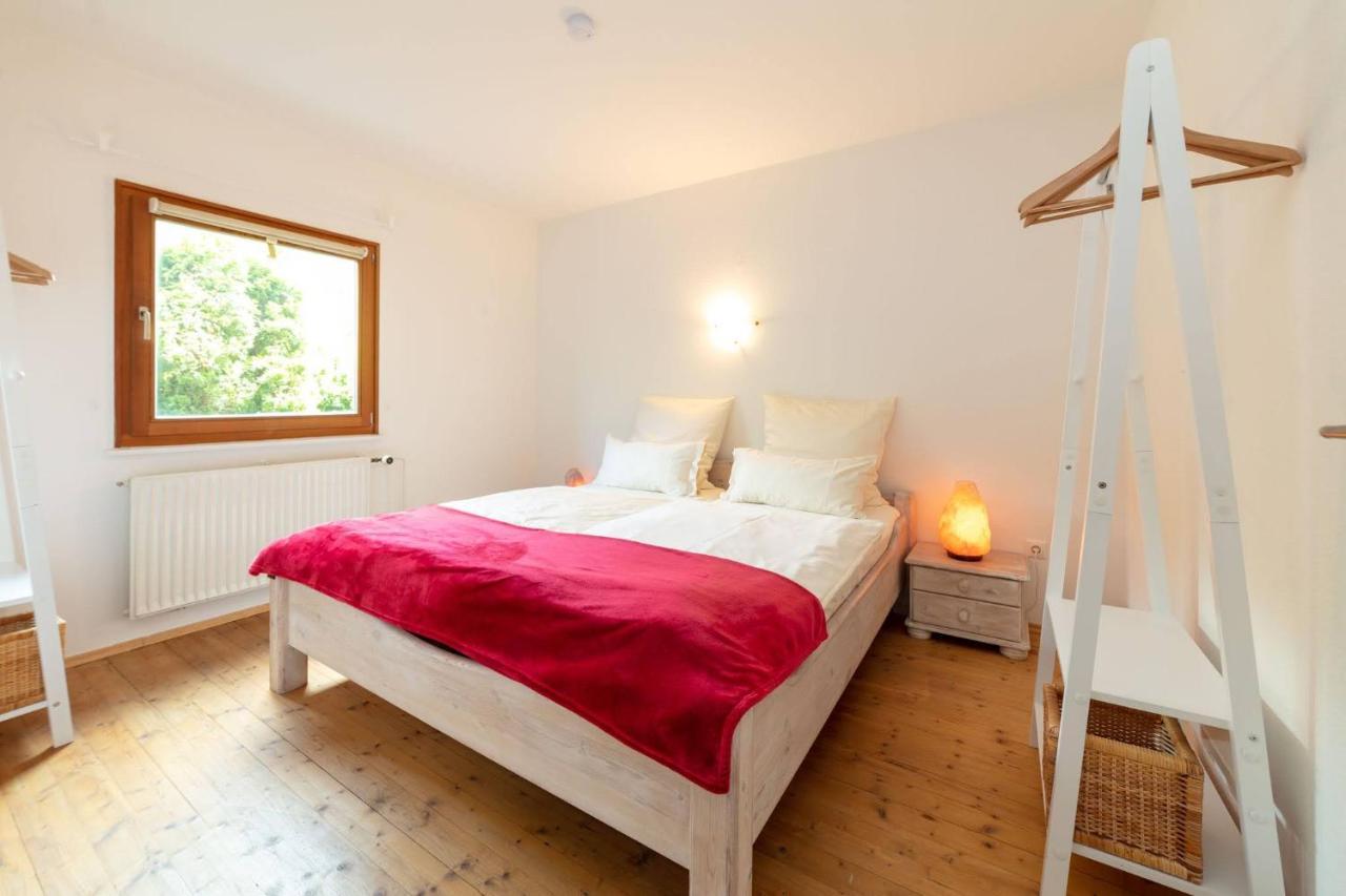 Ganzes Haus Mit Grossem Garten Und Eigener Sauna อุนเทอร์เวิสเซ็น ภายนอก รูปภาพ