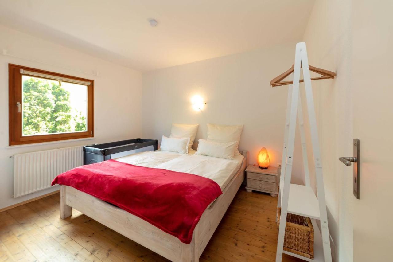 Ganzes Haus Mit Grossem Garten Und Eigener Sauna อุนเทอร์เวิสเซ็น ภายนอก รูปภาพ
